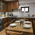 Giannoullas Luxury2bedroom House In Калопанайотис